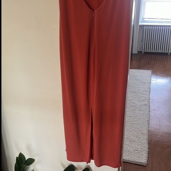 Lenny Dress in rust by Katie May (Revovle) - Picture 3 of 3